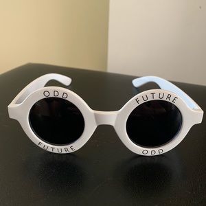 ODD FUTURE sunglasses in white